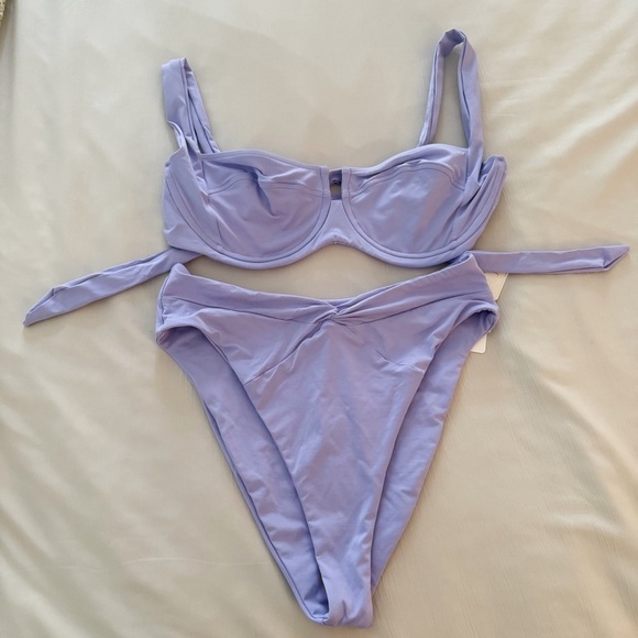 L*Space NWT Nancy Lee Bikini Bottom Bitsy Size L and Camellia top Wisteria L - Picture 10 of 16